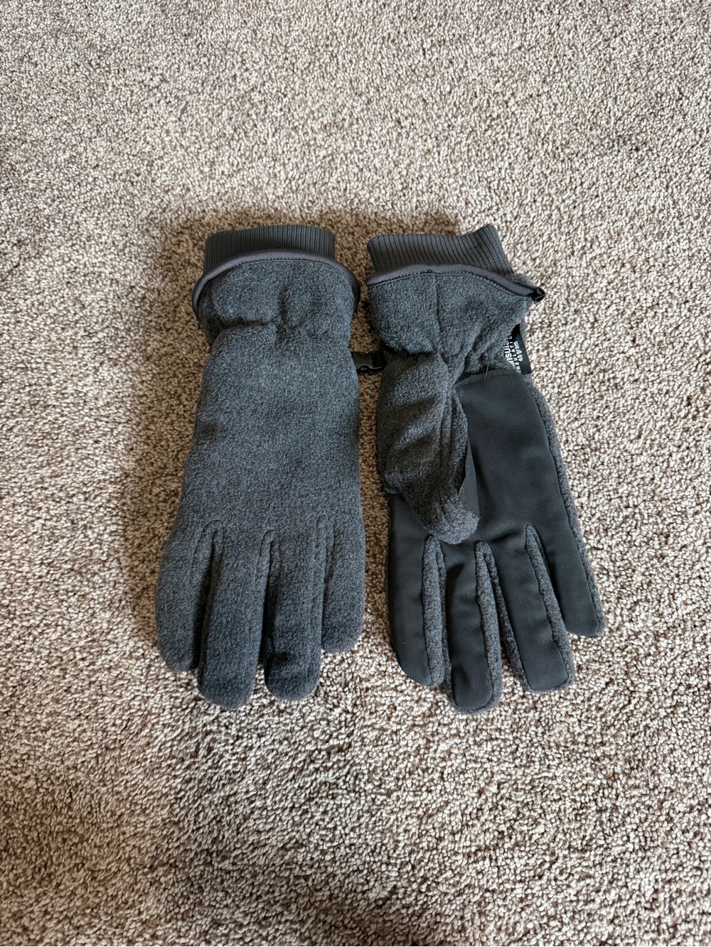 3M Thinsulate Dark Gray Thermal Fleece Gloves with Reinforced Palm